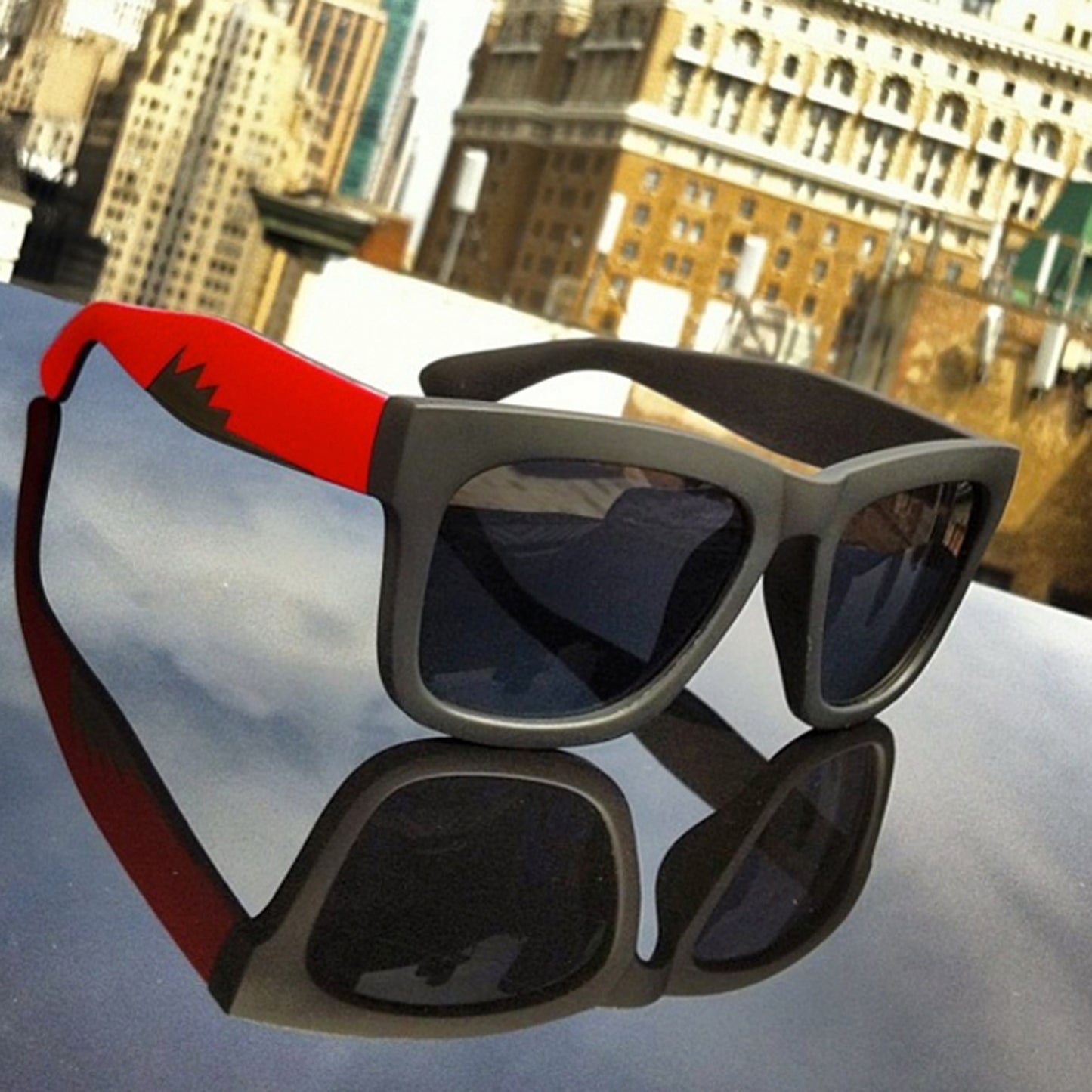 Gafas de sol Avery en rojo fuego de Jase New York