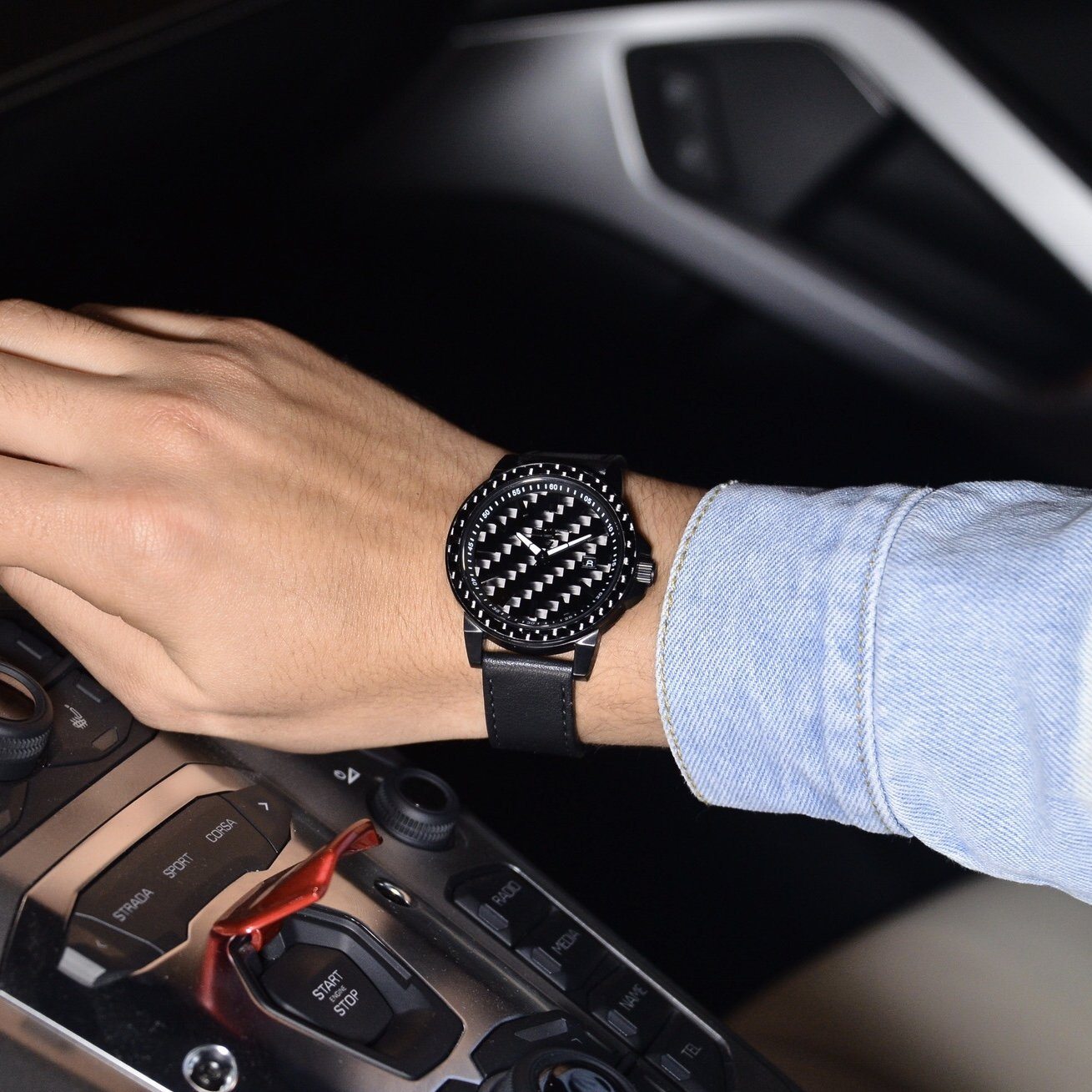 Reloj de fibra de carbono de Stealth Apollo